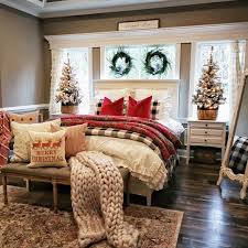 50 Cozy Festive Christmas Bedroom Decorations To Keep Up All Holiday Season Hike N Dip Christmas Apartment Christmas Room Home Decor