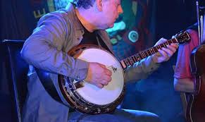 Traditional irish playing of the whistle uses a few ornaments to embellish the sound produced by the whistle. The Irish Banjo Music History And Players The Irish Place
