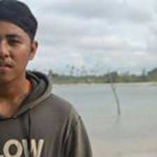 Nama st12 adalah kependekan dari jalan stasiun timur no. Ade Ilham 5 S Stream