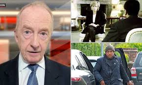 Martin Bashir report: Nicholas Witchell says Panorama editor told him to  'BACK OFF' over Diana