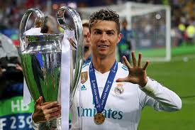Последние твиты от cristiano ronaldo (@cristiano). Ronaldu Ushel Iz Reala Za Devyat Let On Vyigral Vse Chto Mozhno A Teper Pokorit Italiyu Futbol Sport Lenta Ru