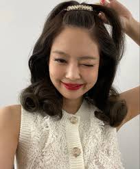 M(@ktwicy), 👑blink👑(@blackpink_blink9922), rubyjanie.(@netflexjen), pink(@blink031497), pink(@blink031497). Knetz Crazily In Love With Blackpink Jennie Cute And Beautiful Visual In Her Instagram Update
