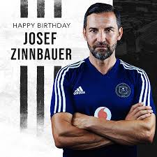 Zinnbauer, kıkırdak yaralanması geçirdikten sonra oyun oynamaktan emekli oldu. Orlando Pirates Fc On Twitter Wishing Our Head Coach Josef Zinnbauer A Very Happy Birthday Today We Hope You Have A Great Day Oncealways Https T Co Upnogev4hh