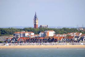 Ce qui s'accompagne d'un bon tissu économique avec 57 012 retrouvez tout l'immobilier des notaires et les annonces immobilières des 239 notaires et 114 offices notariaux du département du pas de calais. Meteo Calais 62100 Pas De Calais Previsions Meteo Gratuite A 15 Jours La Chaine Meteo