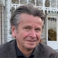 70+ perfiles de «Seuren»