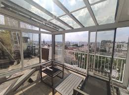 Appartements maisons, hôtels particuliers avec balcons, jardins, terrasses ; Veranda Sur Terrasse A Paris 20eme Extension D Appartement
