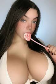 Carniello Zinha - Free pics, galleries & more at Babepedia