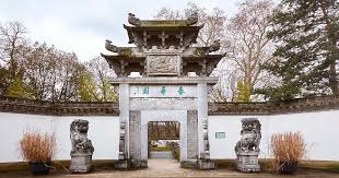 Die realisierung unseres japanische garten ist eine aufgabe der jetzigen generation und ein geschenk an kommende generationen mit folgenden aufgaben und. Chinesischer Garten Frankfurts Oase Zum Entschleunigen