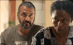 Will Smith lança nova música durante os prêmios BET