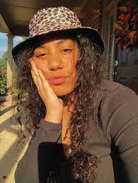 Cheetah Bucket Hat Fashion Fashionstyle Grungefashion 90sfashion Buckethat Curlyhairstyles Cur Bucket Hat Curly Hair Curly Hair Styles Outfits With Hats