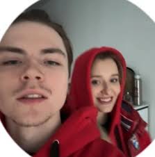 Sherry Whiting's Instagram, Twitter & Facebook