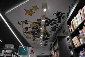 Además, al comprar en casa del libro te creas una cuenta personal de usuario en la que puedes recibir mensajes, ver dejáte sorprender por el gran repertorio de accesorios que puedes conseguir en casa del libro tanto para ti como regalar y usa este código descuento para rebajar 10% tu compra. Descubre La Casa Del Libro De Gran Via Blog De Casa Del Libro