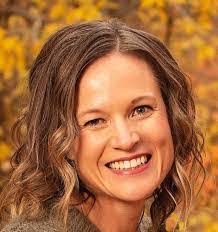 Christie Holbrook's Instagram, Twitter & Facebook