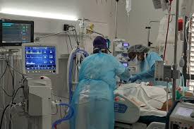 Check spelling or type a new query. Coronavirus La Region Ile De France Envoie 20 Nouveaux Lits De Reanimatio