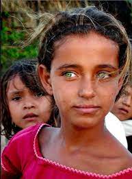31 People With The Most Striking Eyes In The World Most Beautiful Eyes Stunning Eyes Cool Eyes