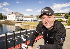 Discover more music, concerts, videos, and pictures with the largest catalogue online at last.fm. Kjendis Helgeroa Dag Erik Pedersen Gir Seg I Mesternes Mester Ville Gi Meg Pa Topp