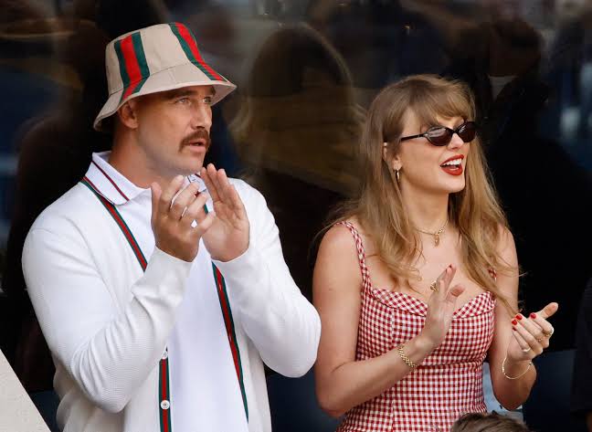 Taylor Swift headlines celebrity rush at U.S. Open men's final | Reuters