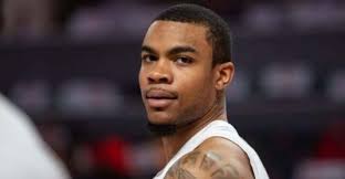 Ex-jogador de basquete morre, aos 23 anos