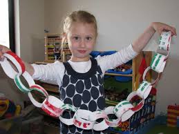 Browse our christmas paper chain images, graphics, and designs from +79.322 free vectors graphics. Christmas Paper Chains Learning 4 Kids