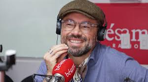 Santiago Cruz habló de su nuevo sencillo para Bésame Radio