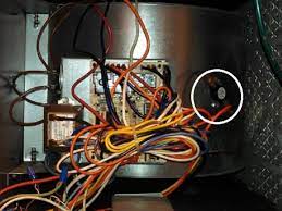 Most furnaces that are less than 30 years old can be easily reset by turning the furnace off and back on. Goodman Gmt Furnace Open Limit Switch Problem Doityourself Com Community Forums