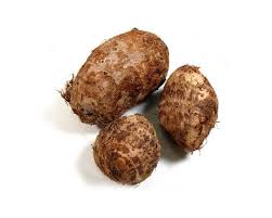 Η κολοκασία η εδώδιμος (colocasia esculenta) είναι τροπικό φυτό που καλλιεργείται κυρίως για τους βρώσιμους κονδύλους της, τις βρώσιμες ρίζες. Kolokasi Alion Deite Ta Proionta Mas Sthn Alion