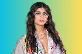 Mia Khalifa Breaks Silence on Internet Trolls - Newsweek