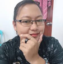 Yung wala pa akong tamang tulog at pahinga tas me laro ako mayang gabi.  Ayon habang nag momotor ako papuntang grid me nalagpasan akong bus na  papuntang isabela. Pinarada ko agad ung