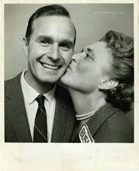 George H.W. Bush praised in wake of his death from leaders around the world