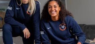 Gemaakt in samenwerking met de minor sport journalistiek van de hogeschool utrecht. Geen Wind Dan Is Surfer Kiran Badloe Niet Blij Sport Destentor Nl