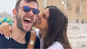 Convert documents to beautiful publications and share them worldwide. Anna Maria Bellh H Zwh Meta To Survivor H Alh8eia Gia Th Sxesh Ths Celebrities Eidhseis Yupiii Gr