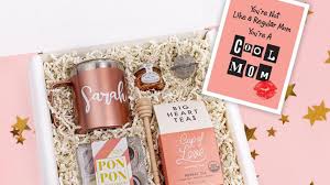 These mother's day gifts for new moms will make them feel appreciated. 21 Best Mother S Day Gift Baskets 2021 Cnn Underscored