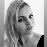 Vikki Lam's Instagram, Twitter & Facebook