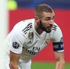 À la fin de la saison 2007/2008 il a inscrit toutes compétitions confondues : Karim Benzema Wikipedia