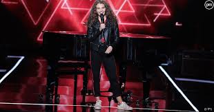 Maëlle, une adolescente de 17 ans est non seulement la première femme ayant remporté « the voice » de tf1, mais aussi la plus jeune. Maelle The Voice 2018 Je Ne M Attendais Pas Du Tout A Gagner Puremedias