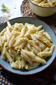 Easy Stove Top Mac Cheese Julia S Cuisine Recipe Mac And Cheese Pasta Dishes Easy Pasta Dishes