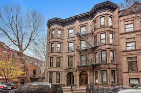 Brooklyn Homes For Sale Park Slope Auction At 22 Fiske Place With Images Places Urban Life Brooklyn