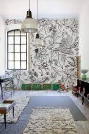 Bisa untuk menambah daya tarik dari tempat yang di gambar mural hitam putih loh. 12 Mural Hitam Putih Dengan Motif Bunga Yang Nomer 8 Begitu Elegan