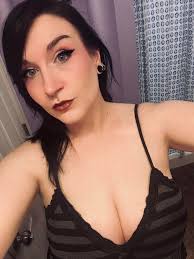 I don't think I have one 🤷🏻‍♀️