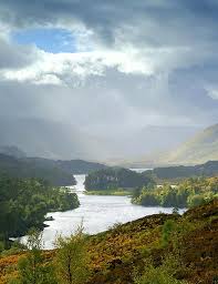 Die highlands sind das herz von schottland, die heimat der schottischen seele, schauplatz der mythen und. Das Schottische Hochland