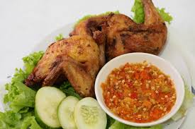 Bebek goreng biasanya disajikan dengan nasi putih beserta lalapan mentimun, tomat merah, daun kemangi dan kol/kubis. Resep Sambal Korek Sambal Bawang Yang Cocok Untuk Aneka Gorengan