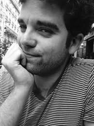 La photographe Fatima Mazmouz questionne sur le colonialisme français