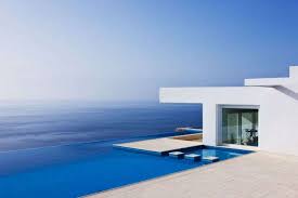 Typically, the cost ranges from $55,000 to $130,000, according to many pool building companies and specifically home advisor. Everything You Need To Know About Infinity Pools Gardenista