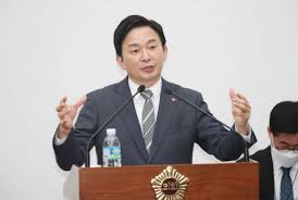 2021년 5월 20일(화) 아침 8시 30분 ~ 9시어제는 불교계의 최대 축제이자 성스러운 날이었죠.불기 2565년 부처님오신날을. ì›í¬ë£¡ ì œì£¼ì§€ì‚¬ ê¹€ì›ì›… ë°˜ì„±í•´ì•¼ ê³ ì„± ì˜¤ê°„ ì œì£¼ë„ì˜íšŒ ì•„ì‹œì•„ê²½ì œ