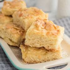 Check spelling or type a new query. Saftiger Butterkuchen Nach Omas Rezept Der Beste Eine Prise Lecker