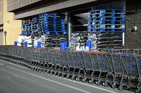 Limited parking spaces are the name of the game.every parking spot that's filled with someone going to another business represents a lost customer. Walmart And Lowes Barricade Their Entrances Photos Columbiamissourian Com