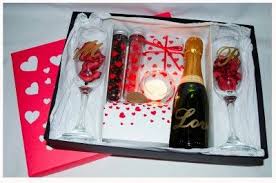 Te hacemos una selección de regalos originales para ese día tan especial para vosotr@s. Mejores Regalos Para San Valentin Para Hombres Hechos A Mano En 2020 Regalos De San Valentin Para Hombres Regalos Originales Para San Valentin Regalos Para San Valentin