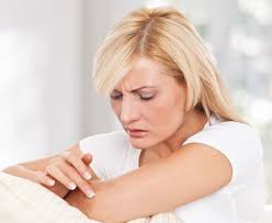 от чего трескаются пятки и как с этим бороться How To Treat And Prevent Eczema Naturally Institute For Integrative Nutrition Women Health Care Beauty Womens Health Magazine