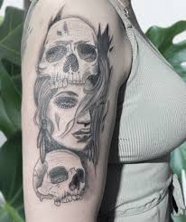 Hei, I'm looking for a work place in Tampere or Jyväskylä. My work page  @kazimirova_tattoo If someone needs a worker or you know who needs it, I  will be glad to hear