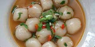 Jika sudah berhasil, barulah kamu bisa membuat cilok bumbu. 4 Cara Membuat Cilok Kuah Yang Hangat Dan Segar Cocok Disantap Saat Hujan Merdeka Com